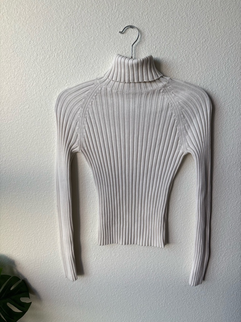 Guess Off-White Ribbed Turtleneck Long Sleeve Top
